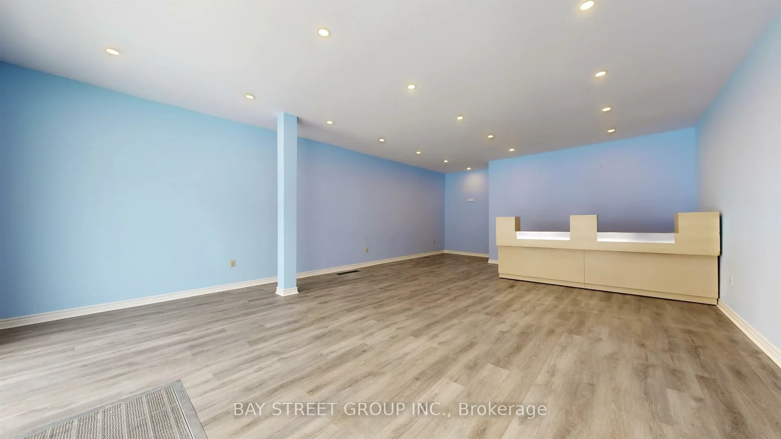66, Maple, City Centre, Barrie