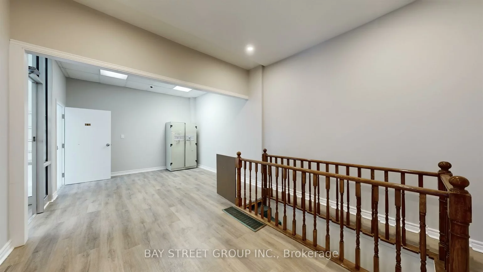 66, Maple, City Centre, Barrie