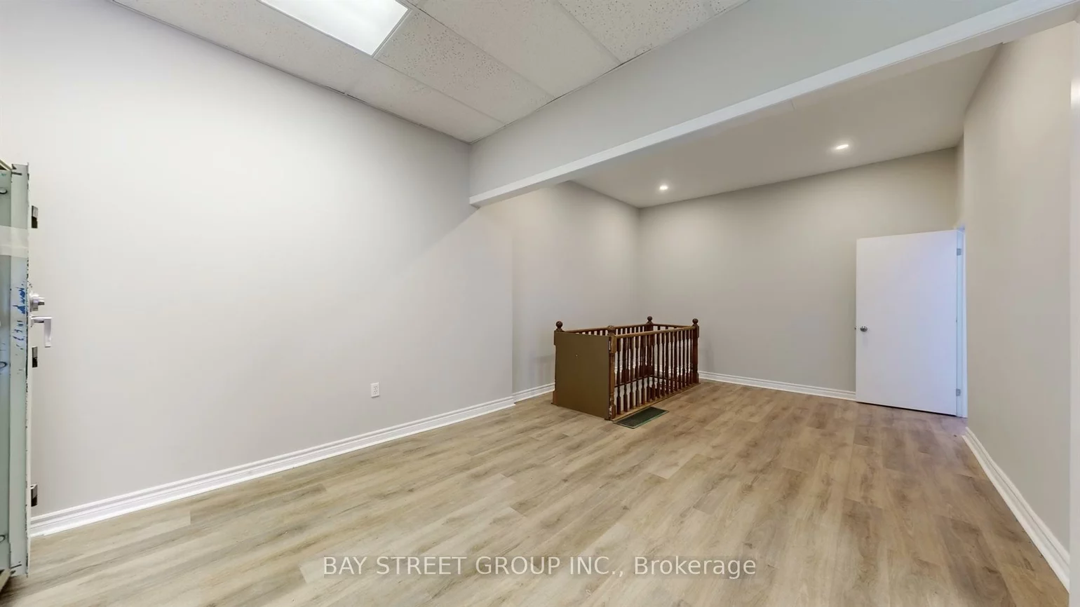 66, Maple, City Centre, Barrie
