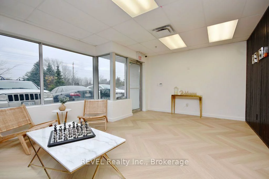 353, Saunders, 400 East, Barrie