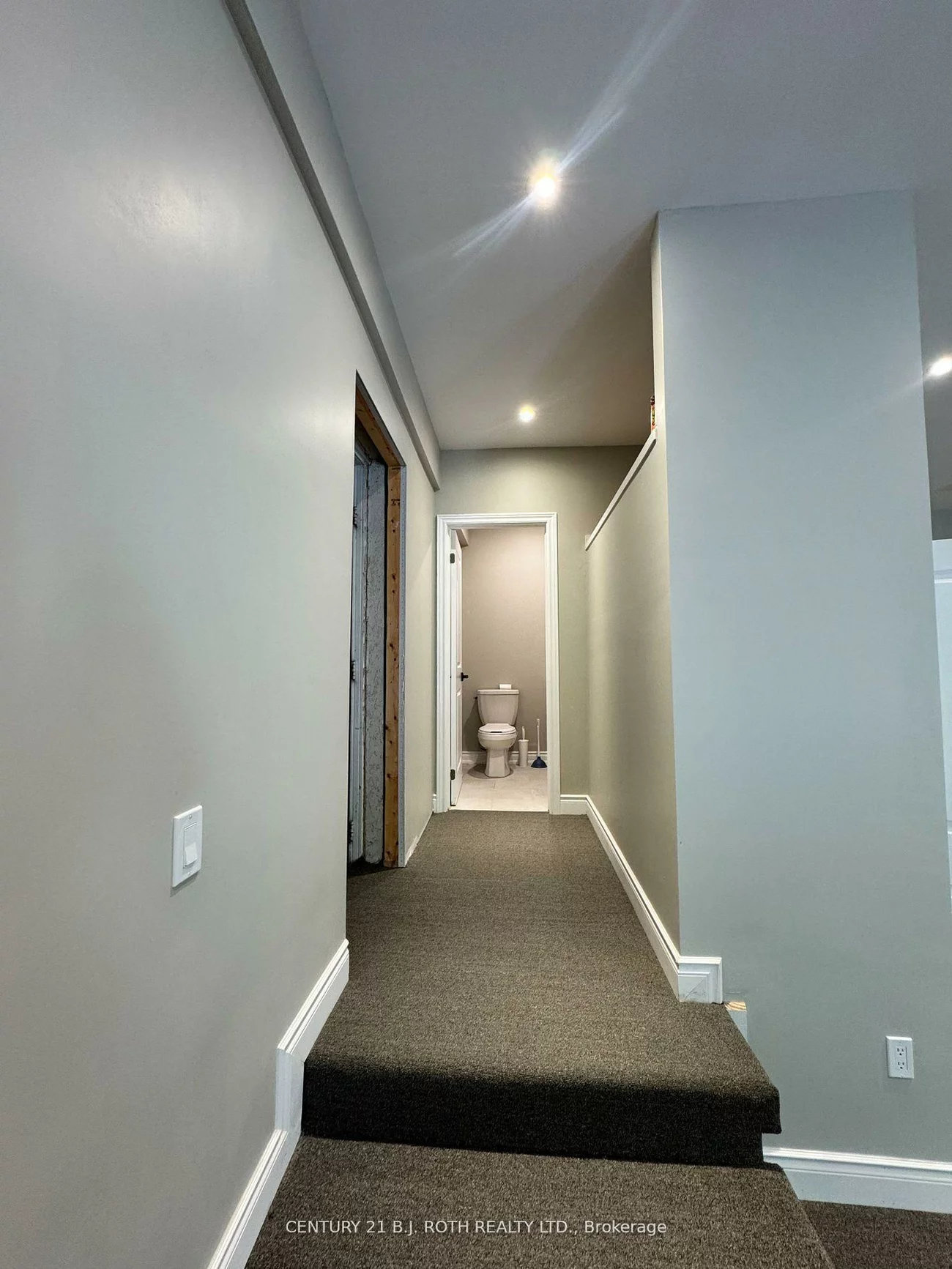 58, Mary, City Centre, Barrie