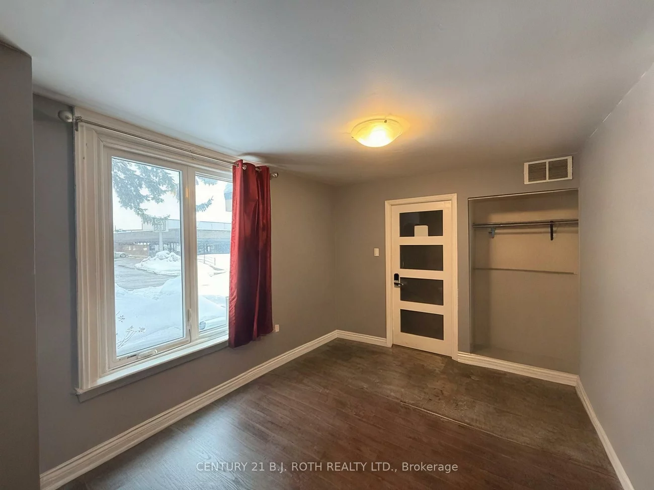58, Mary, Lakeshore, Barrie