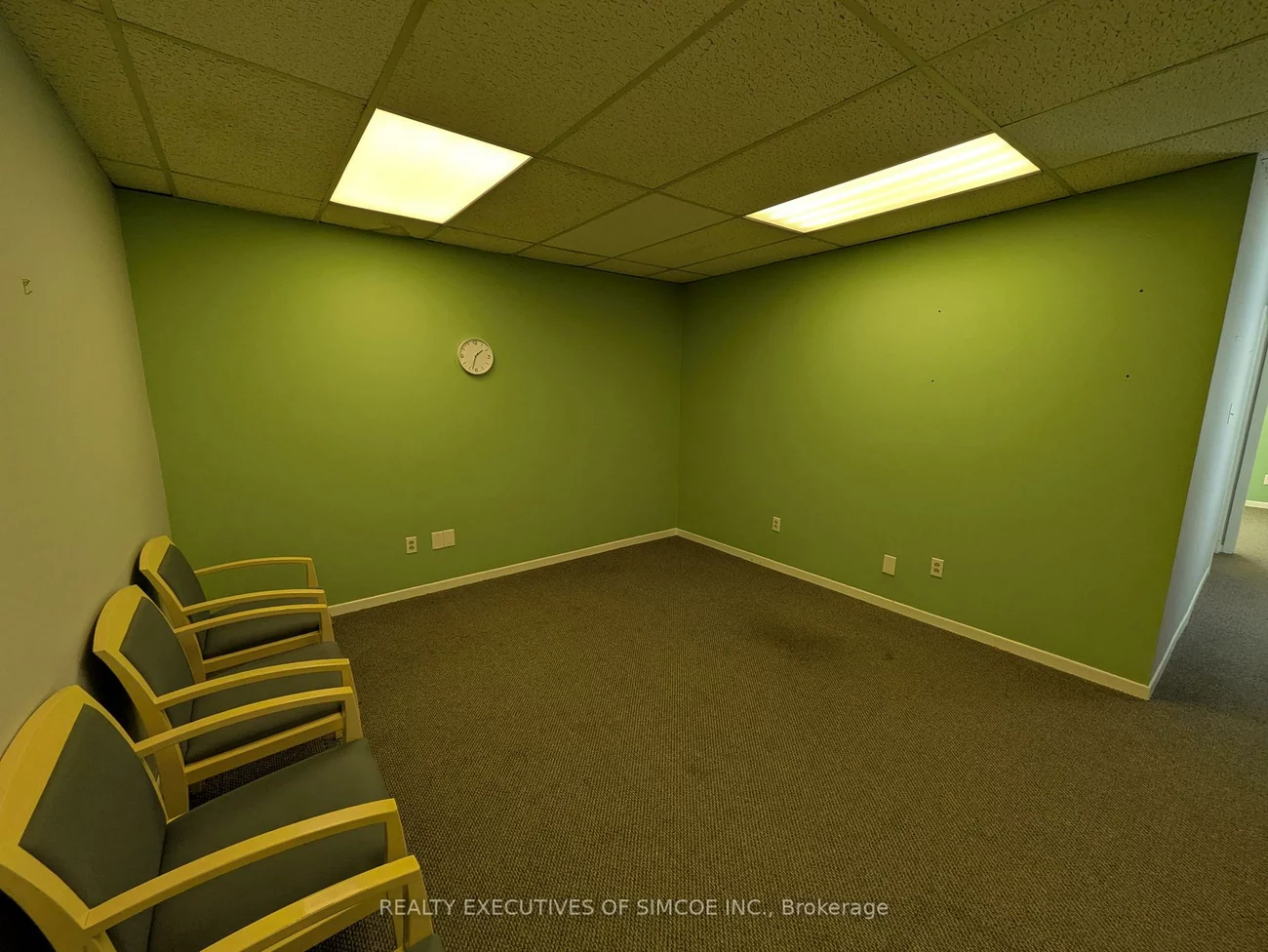 28, Owen, City Centre, Barrie