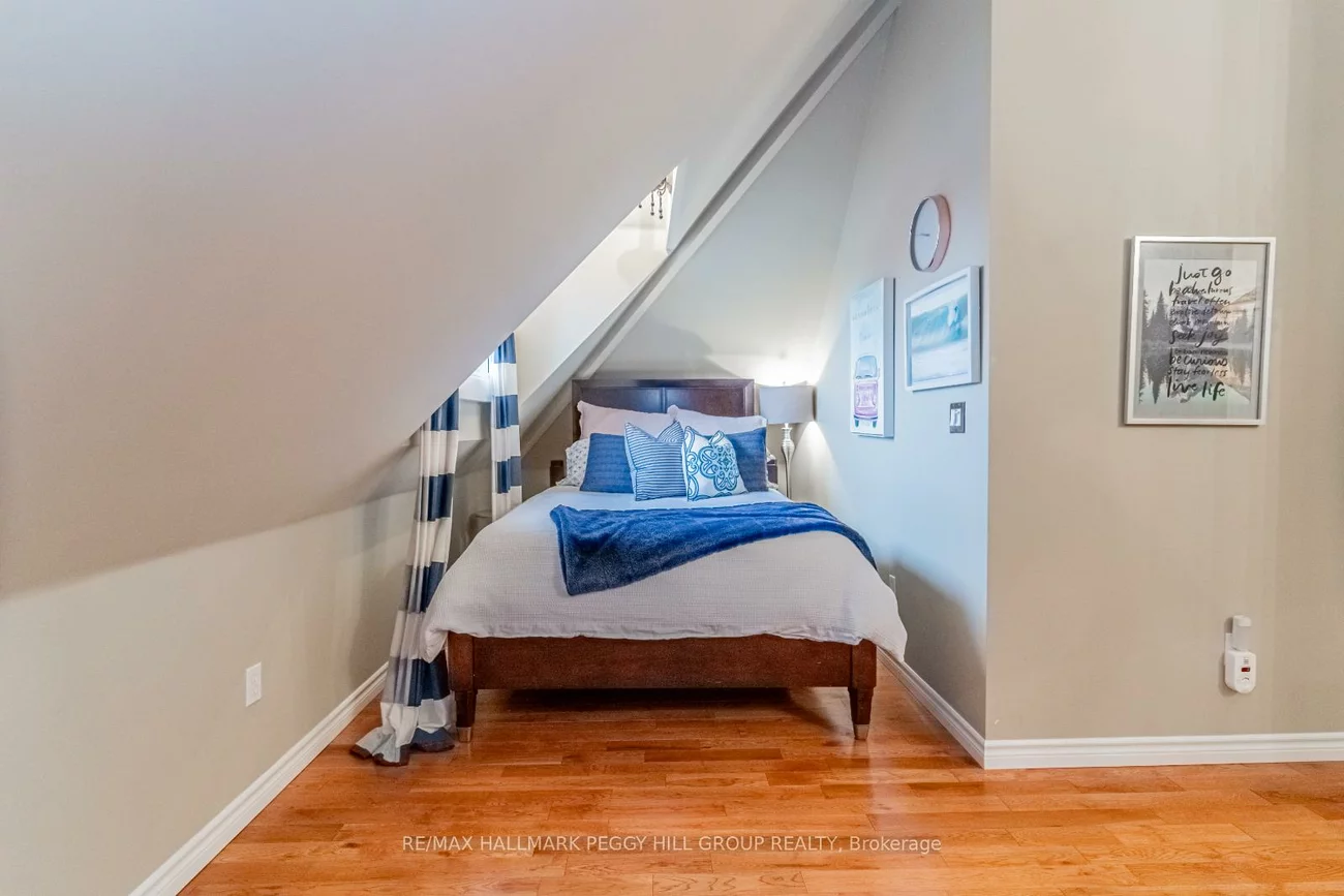 72, High, Queen's Park, Barrie