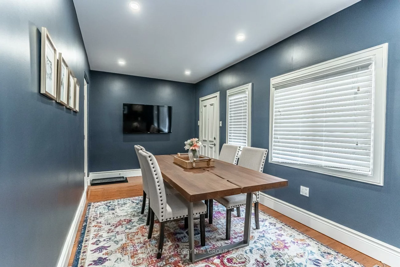 72, High, Queen's Park, Barrie