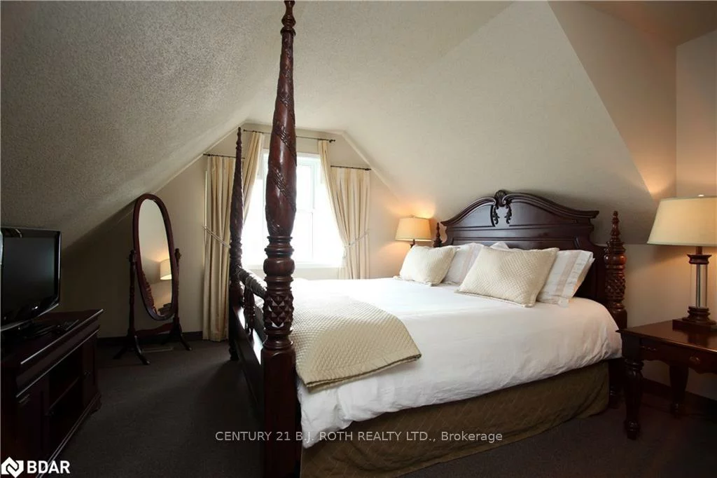 1, Berczy, North Shore, Barrie