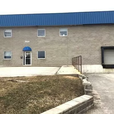 705, Bayview, 400 East, Barrie