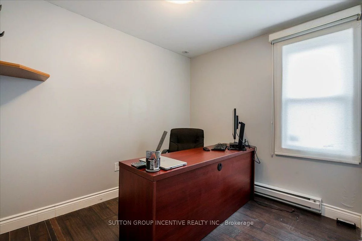 381-387, Mapleview, Holly, Barrie