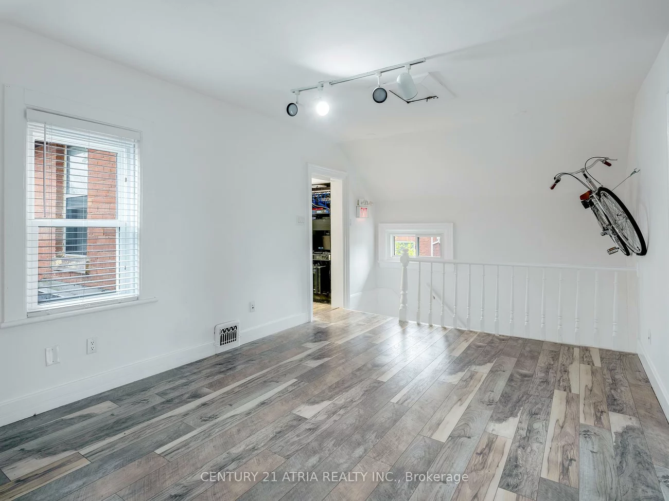 174, Bayfield, City Centre, Barrie