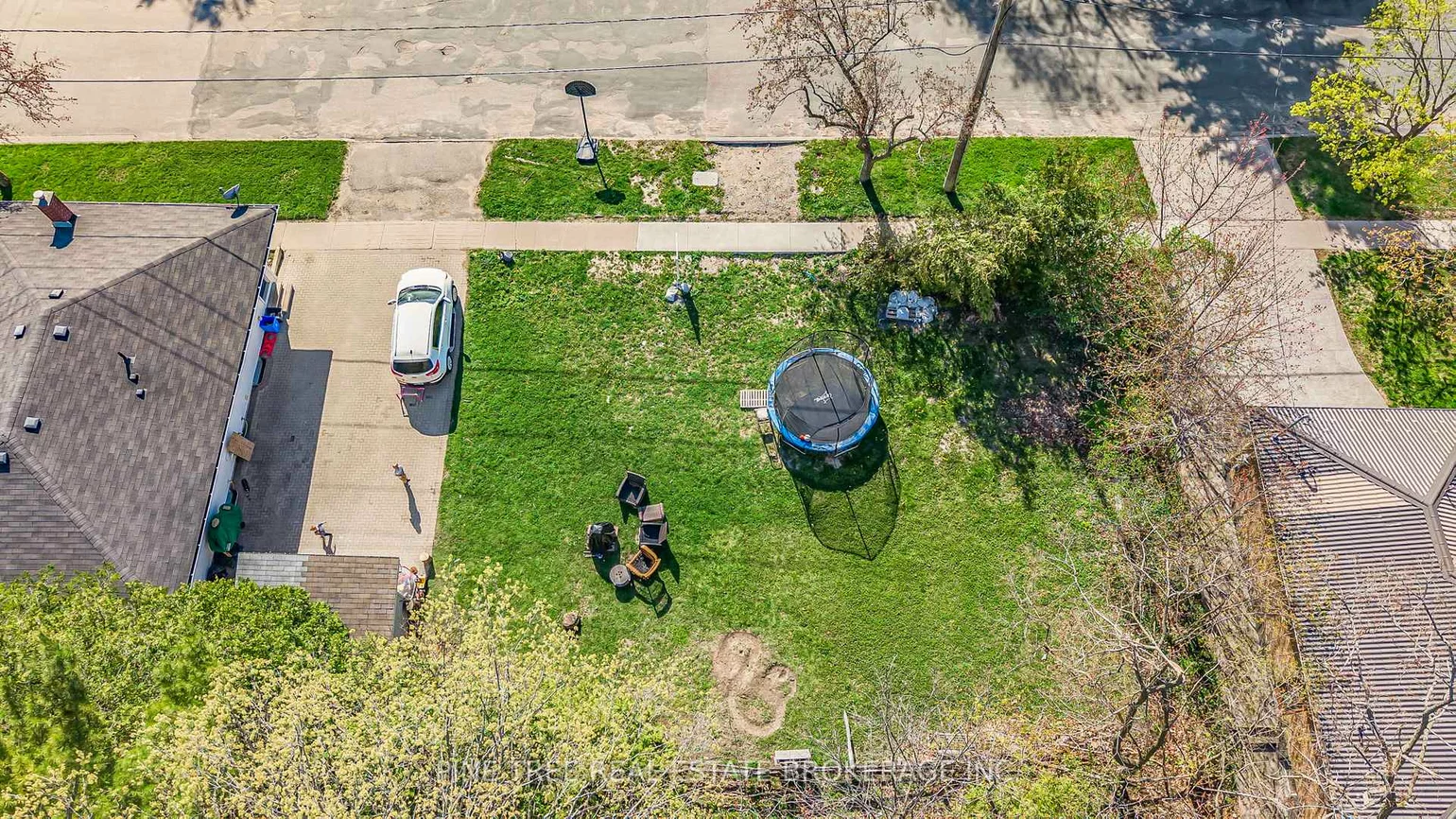 49, Vancouver, 400 East, Barrie