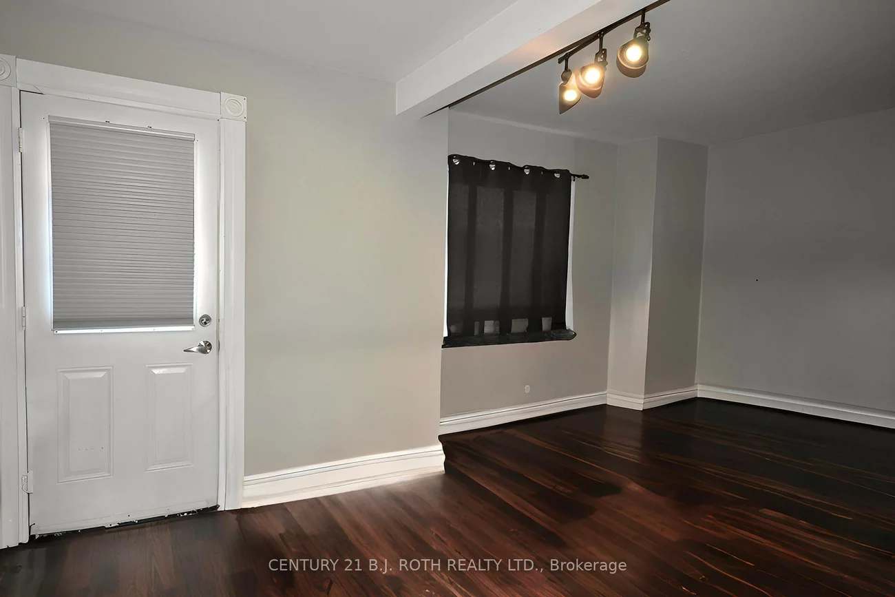 75, High, City Centre, Barrie