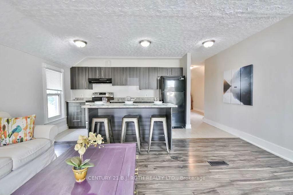 30, Tiffin, City Centre, Barrie