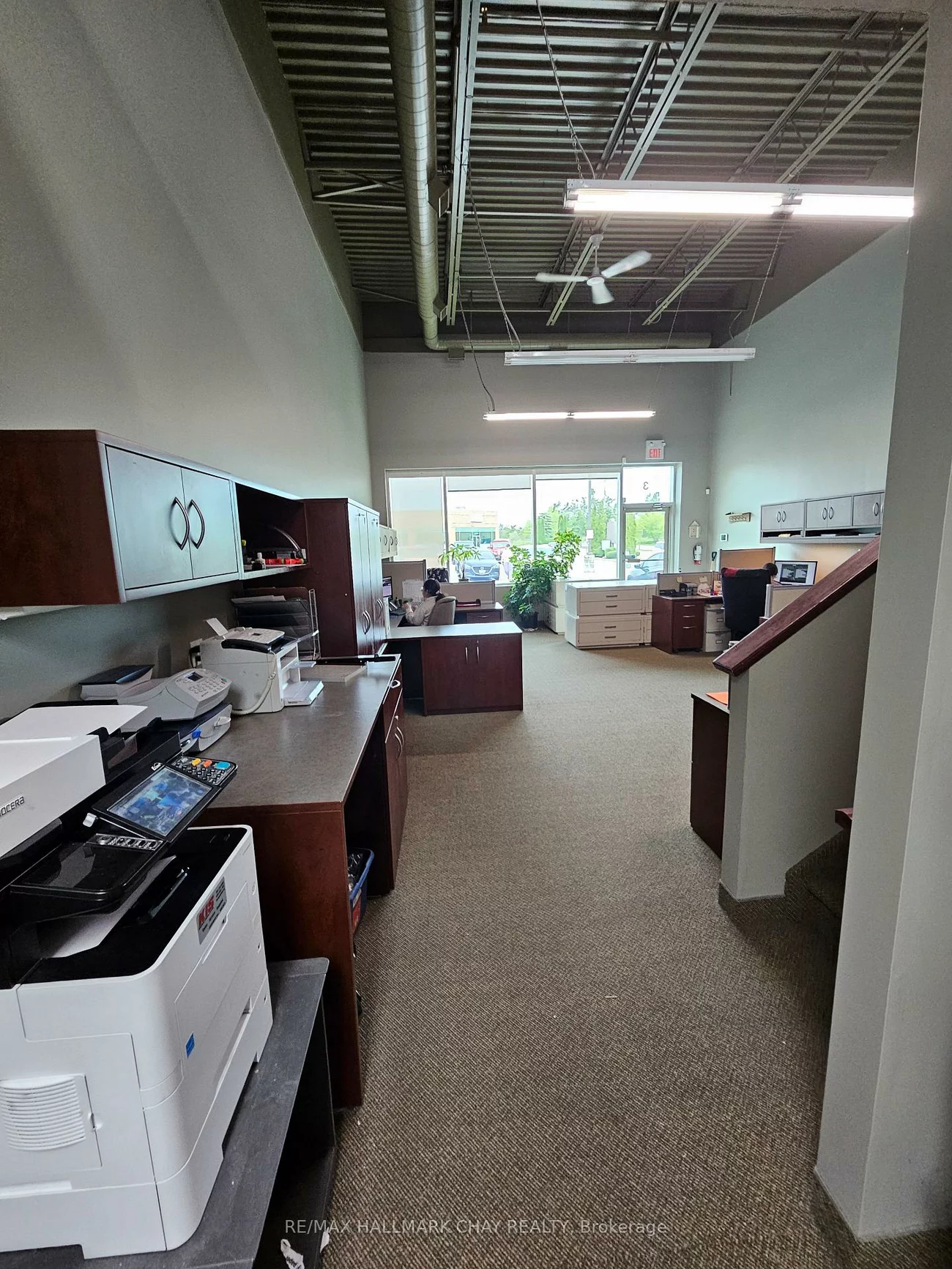 51, King, 400 West, Barrie