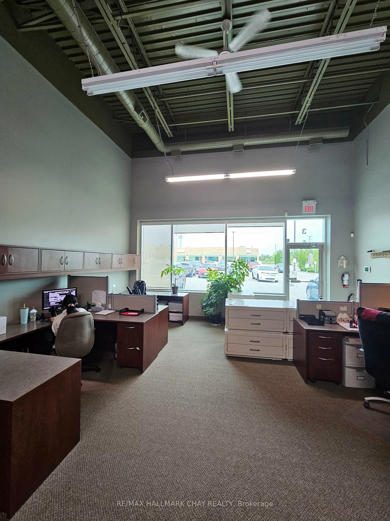 51, King, 400 West, Barrie