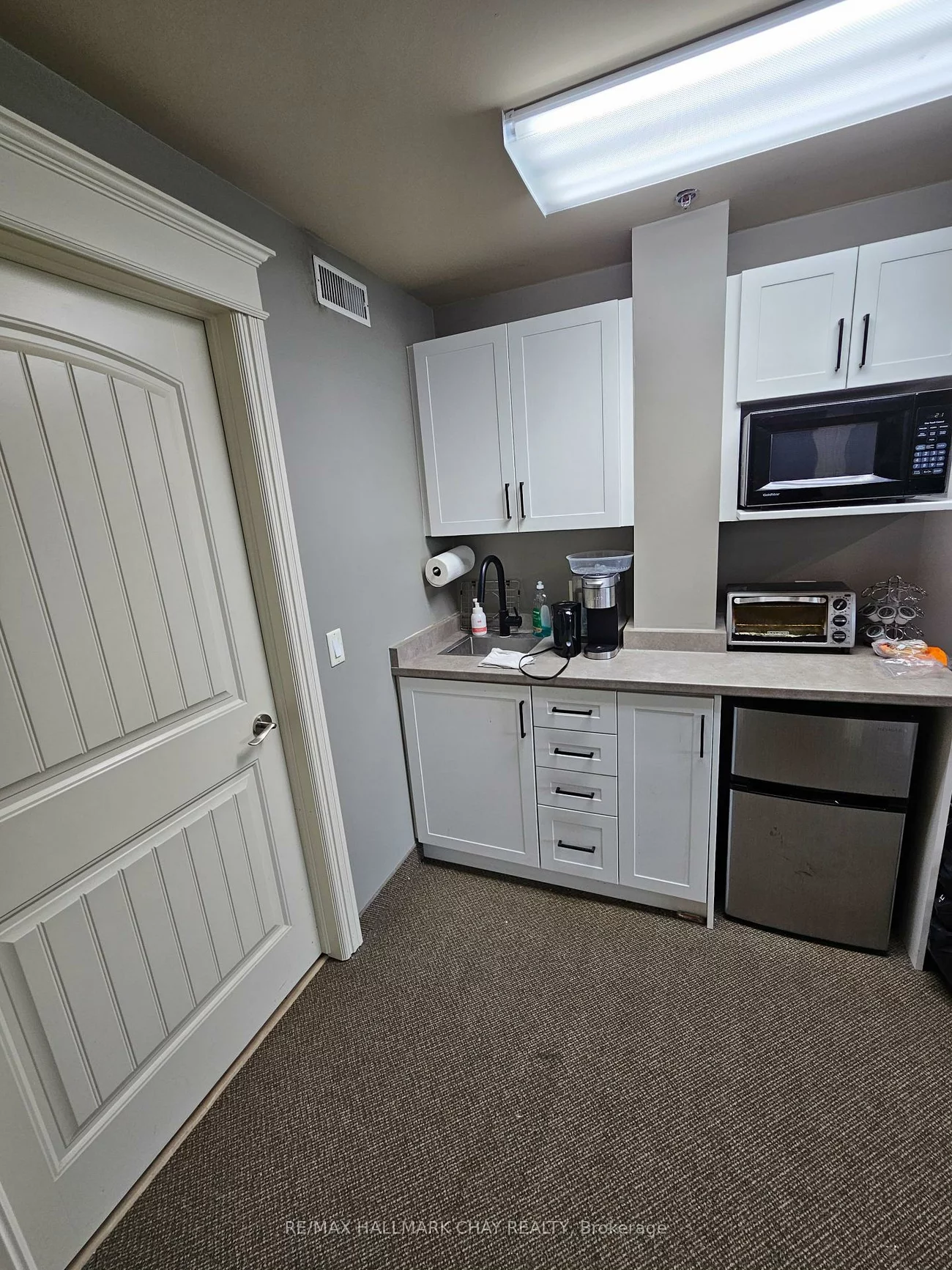 51, King, 400 West, Barrie