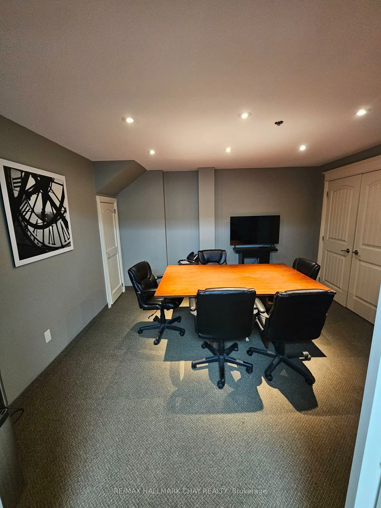 51, King, 400 West, Barrie