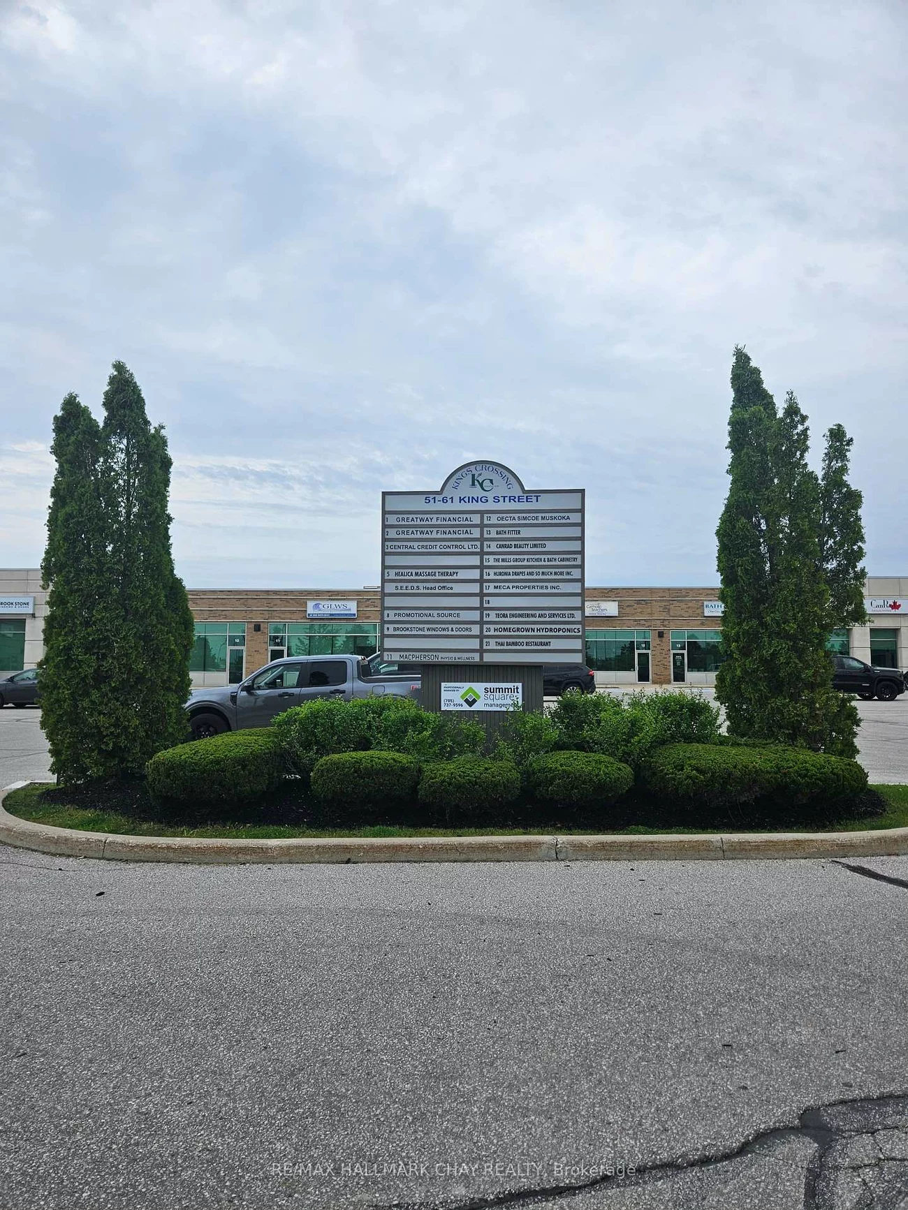 51, King, 400 West, Barrie
