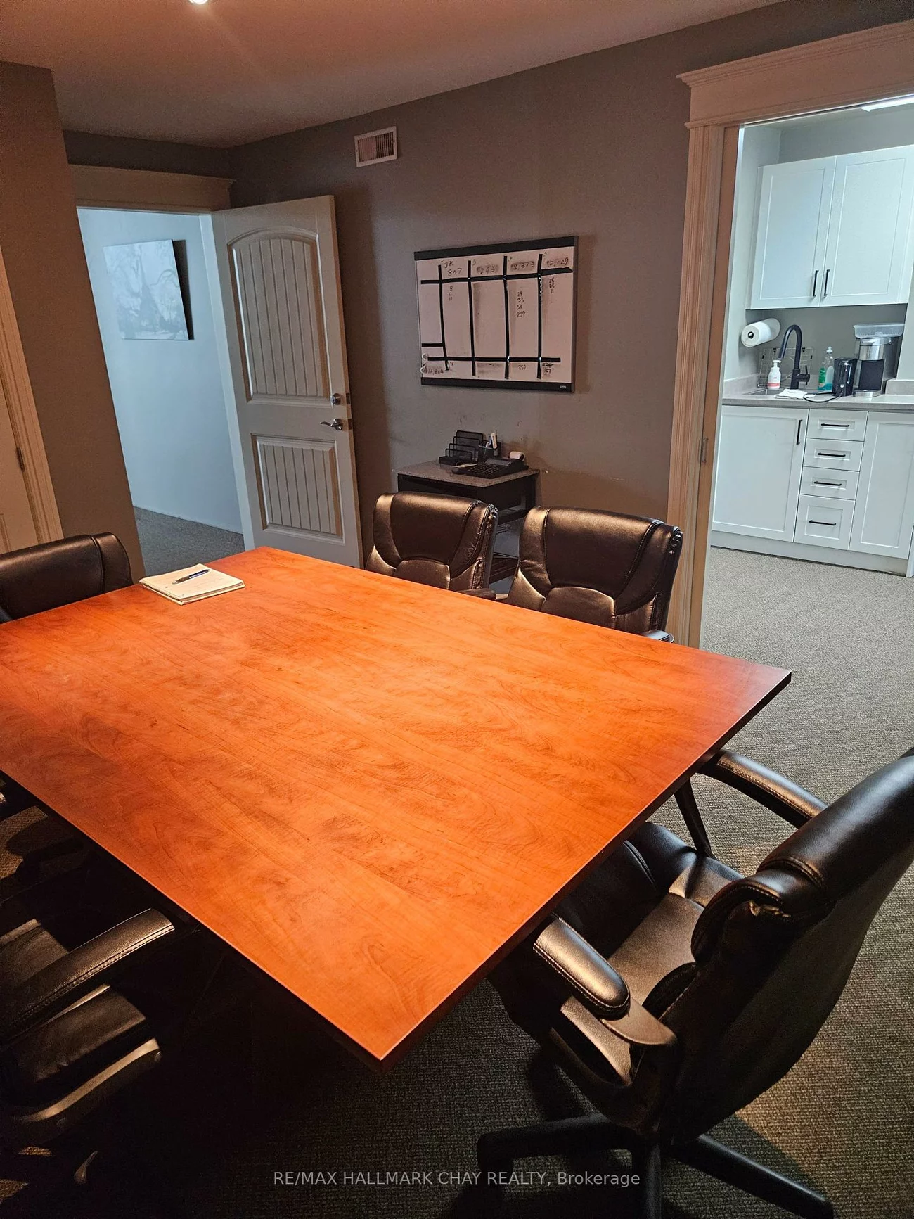 51, King, 400 West, Barrie