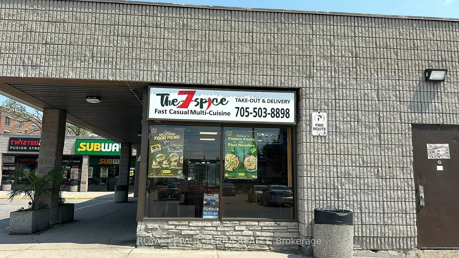 353, Duckworth, Grove East, Barrie