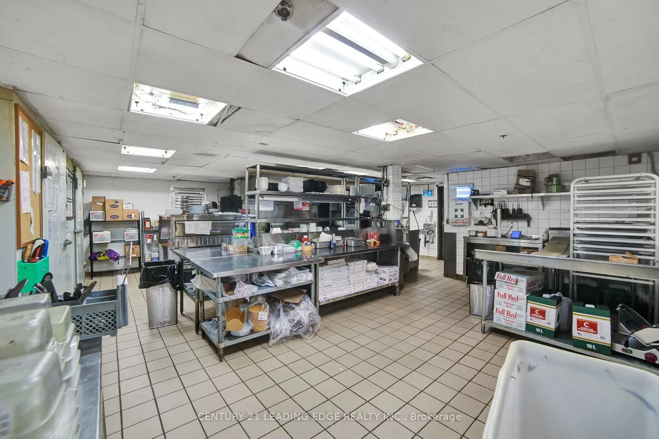 66, Dunlop, City Centre, Barrie