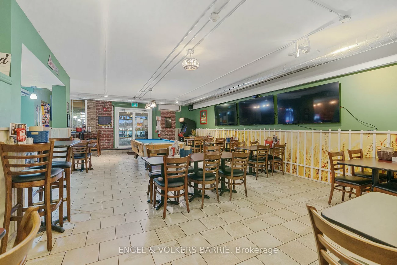 3, Mulcaster, City Centre, Barrie