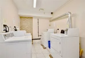 24, North, Wellington, Barrie