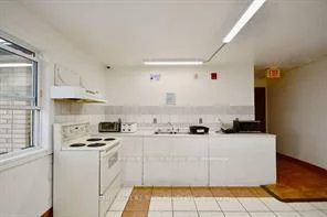 24, North, Wellington, Barrie