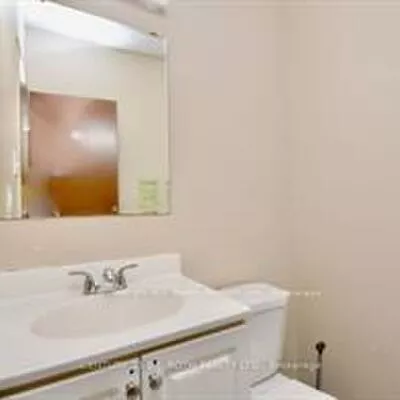 24, North, Wellington, Barrie