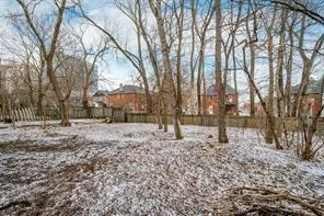 63, Mcdonald, City Centre, Barrie