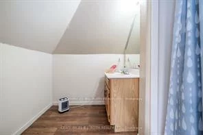 63, Mcdonald, City Centre, Barrie