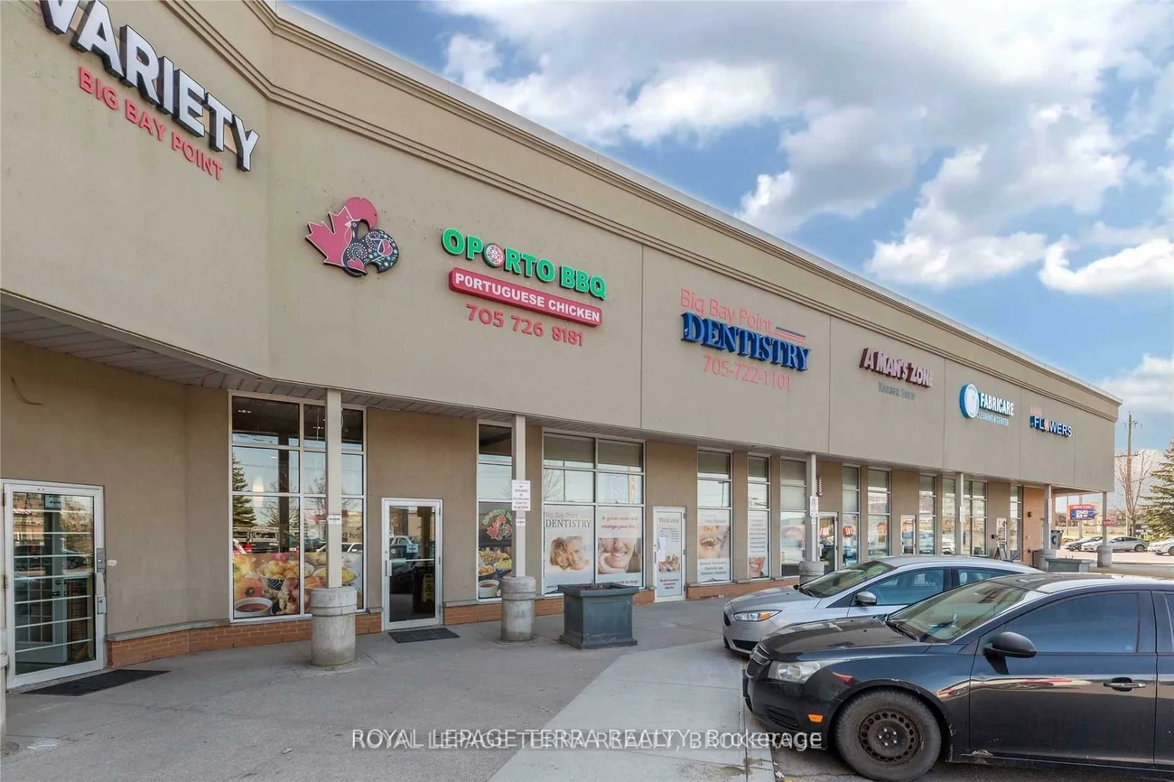 649, Yonge, Painswick South, Barrie