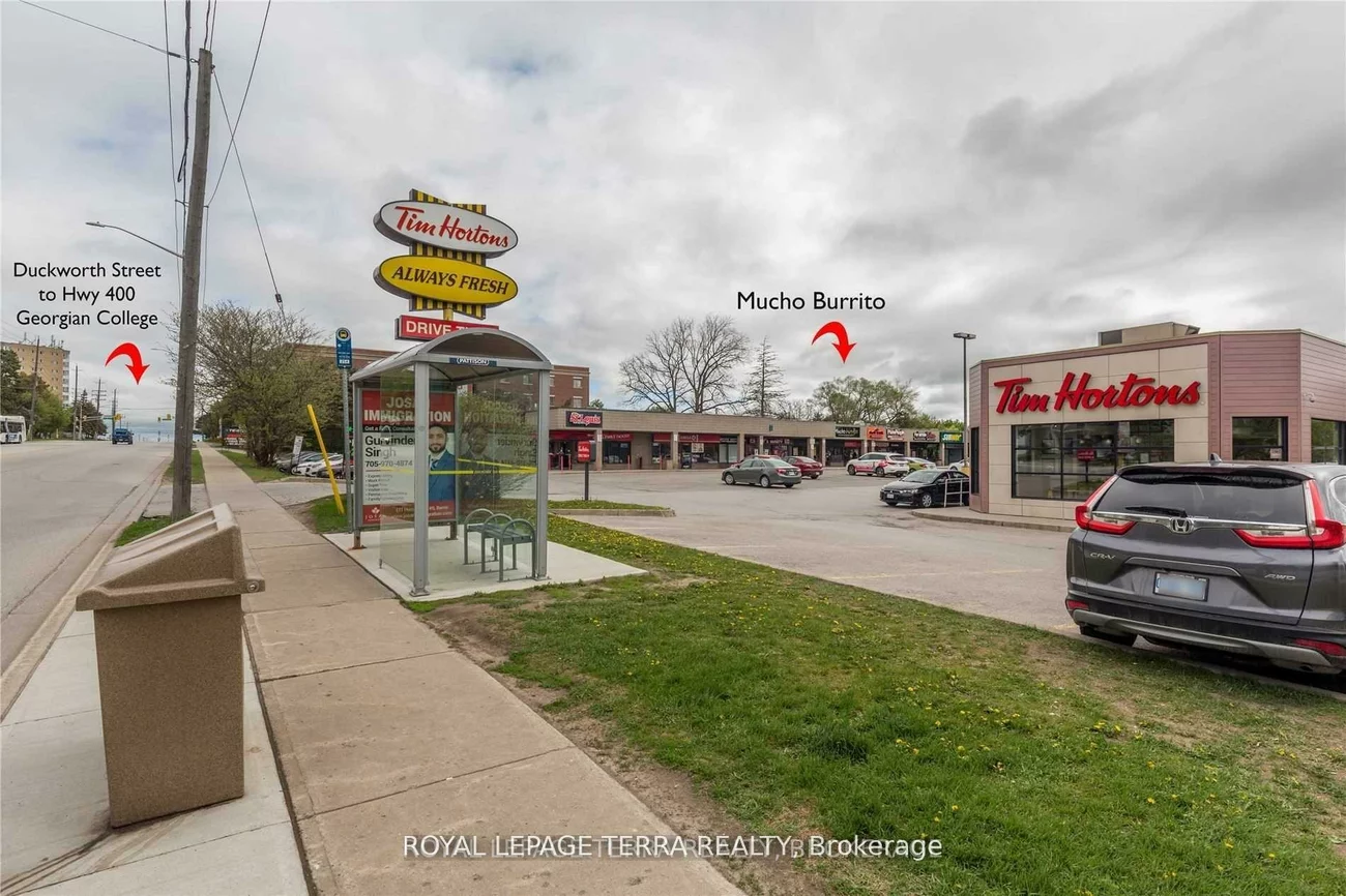 353, Duckworth, Grove East, Barrie