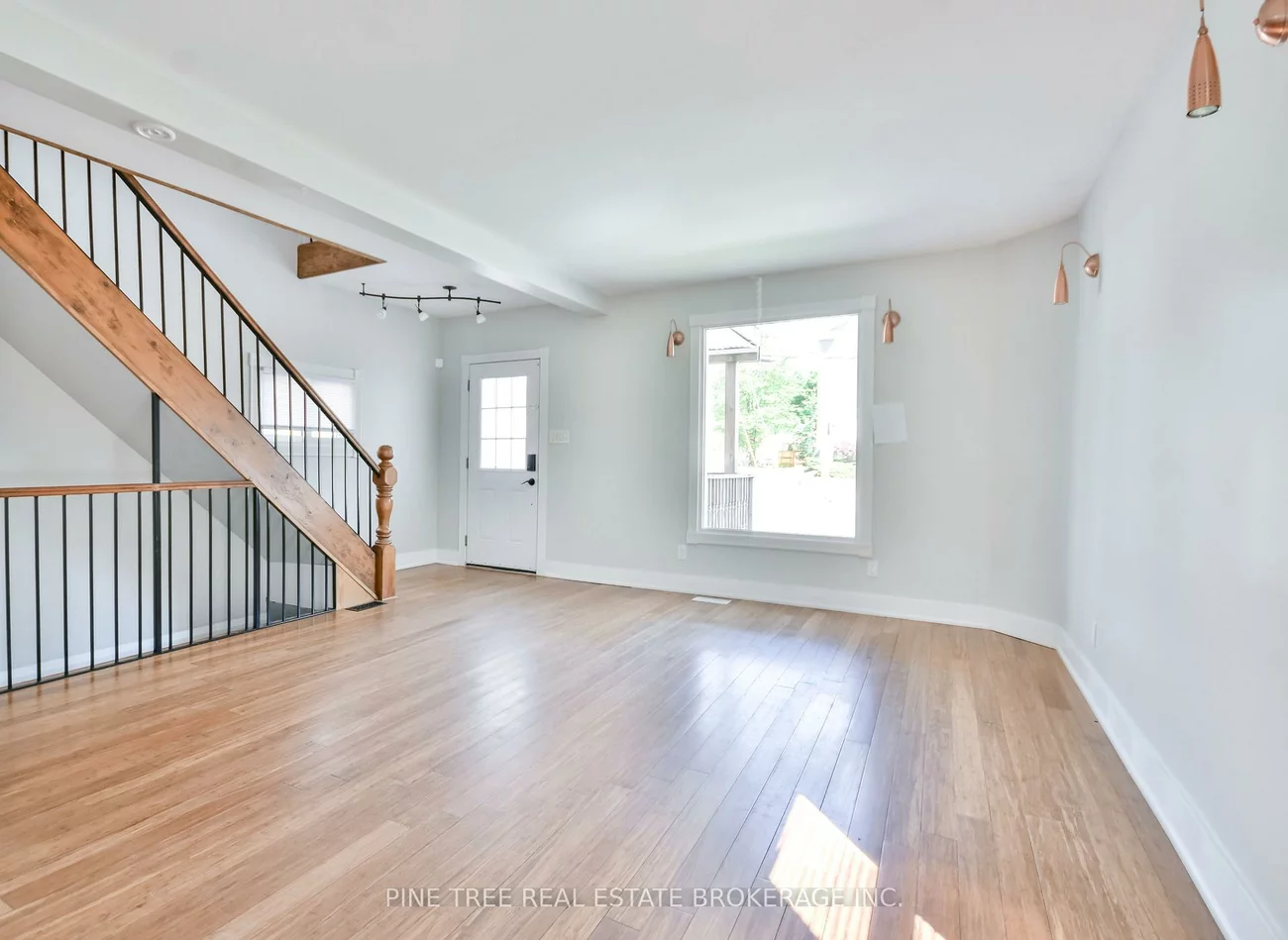 9, Sophia, City Centre, Barrie
