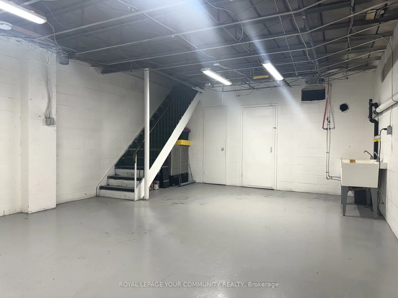 68, Maple, City Centre, Barrie