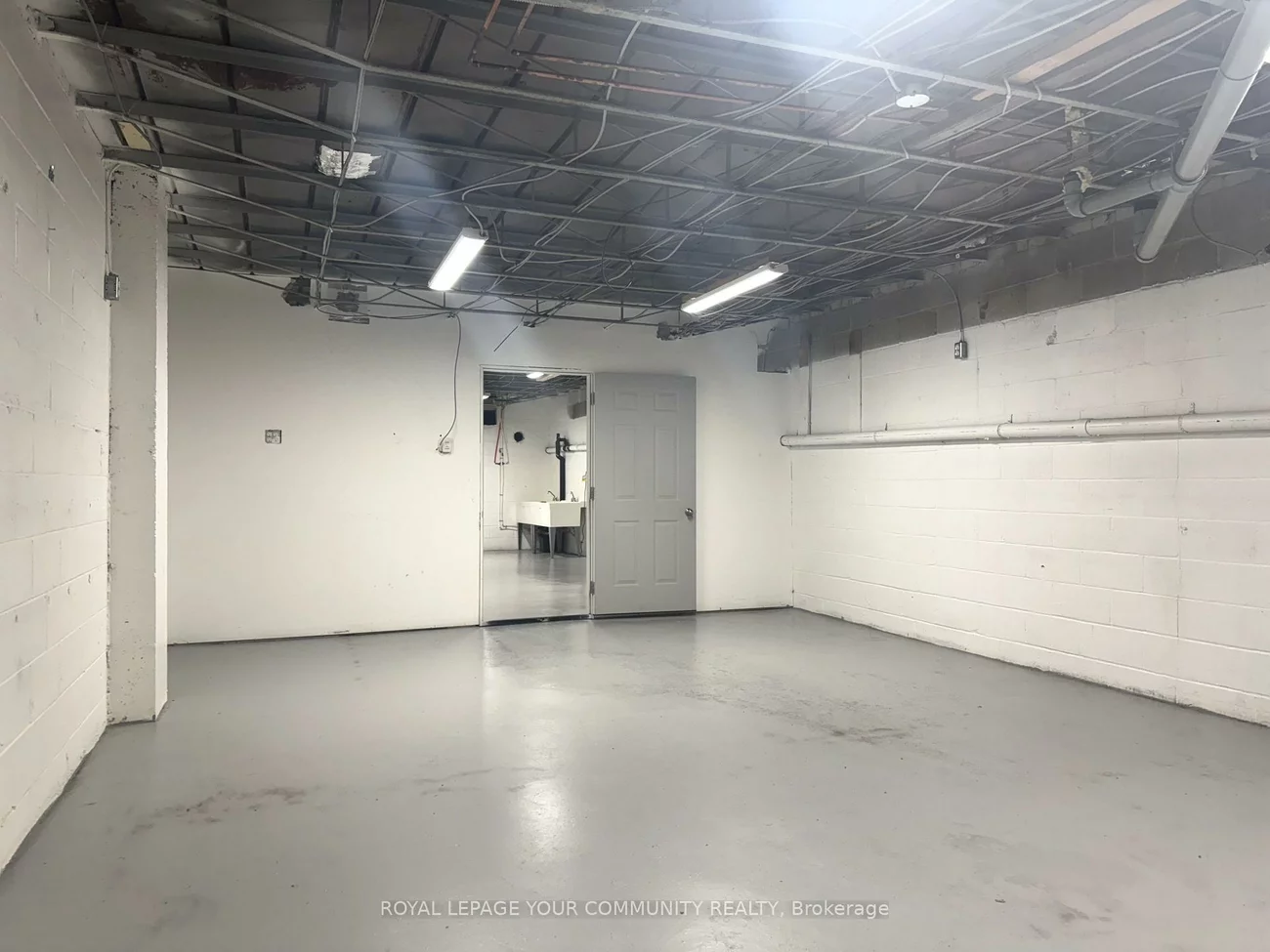 68, Maple, City Centre, Barrie