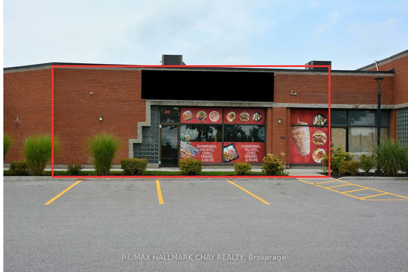 34, Cedar Pointe, 400 North, Barrie