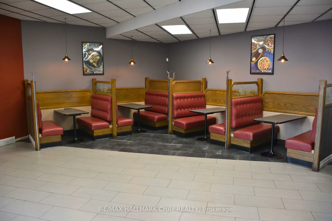 34, Cedar Pointe, 400 North, Barrie