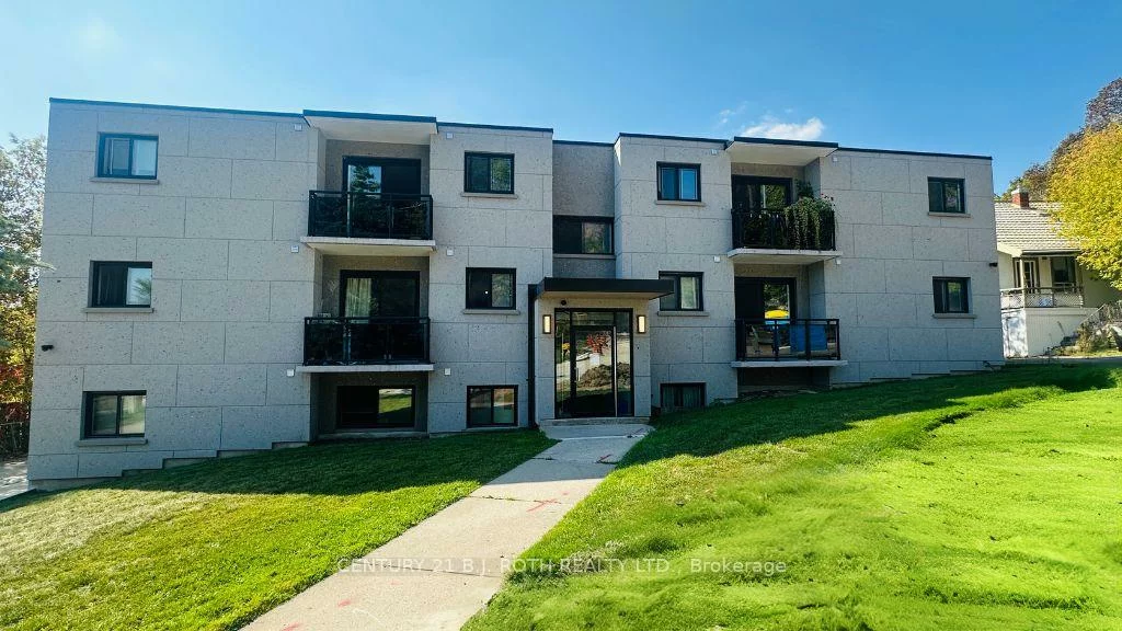 34, Berczy, City Centre, Barrie