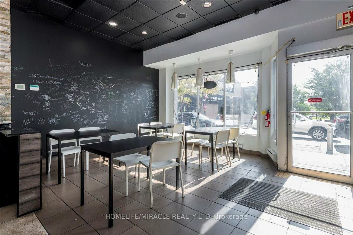 74, Dunlop, City Centre, Barrie