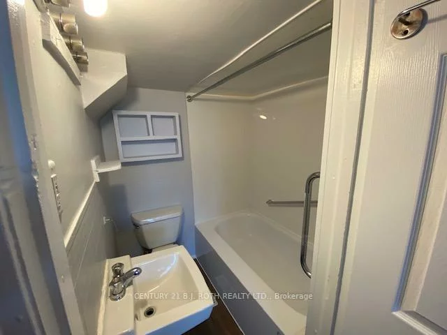 156, Dunlop, City Centre, Barrie