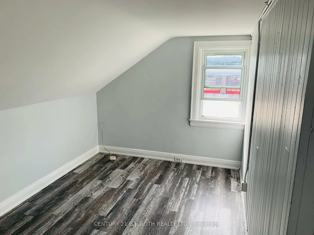 156, Dunlop, City Centre, Barrie