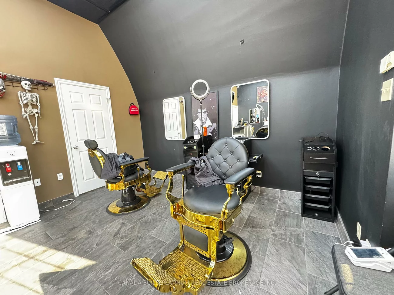 418, Blake, Codrington, Barrie