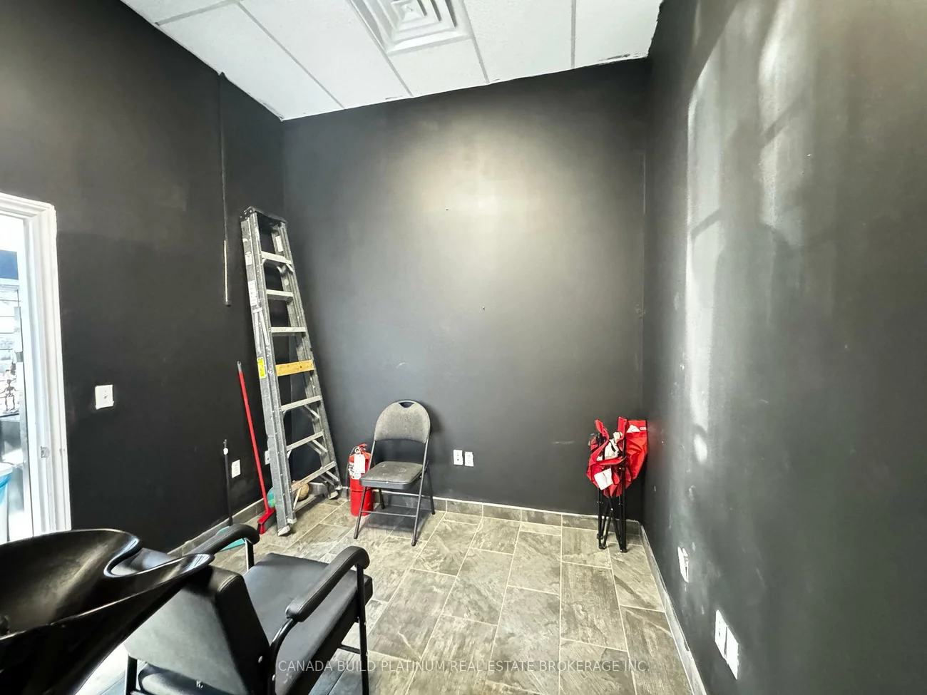 418, Blake, Codrington, Barrie