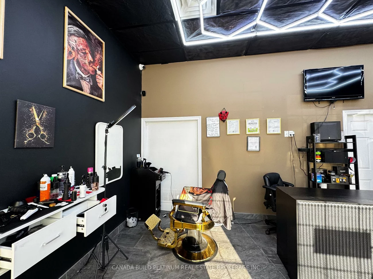 418, Blake, Codrington, Barrie