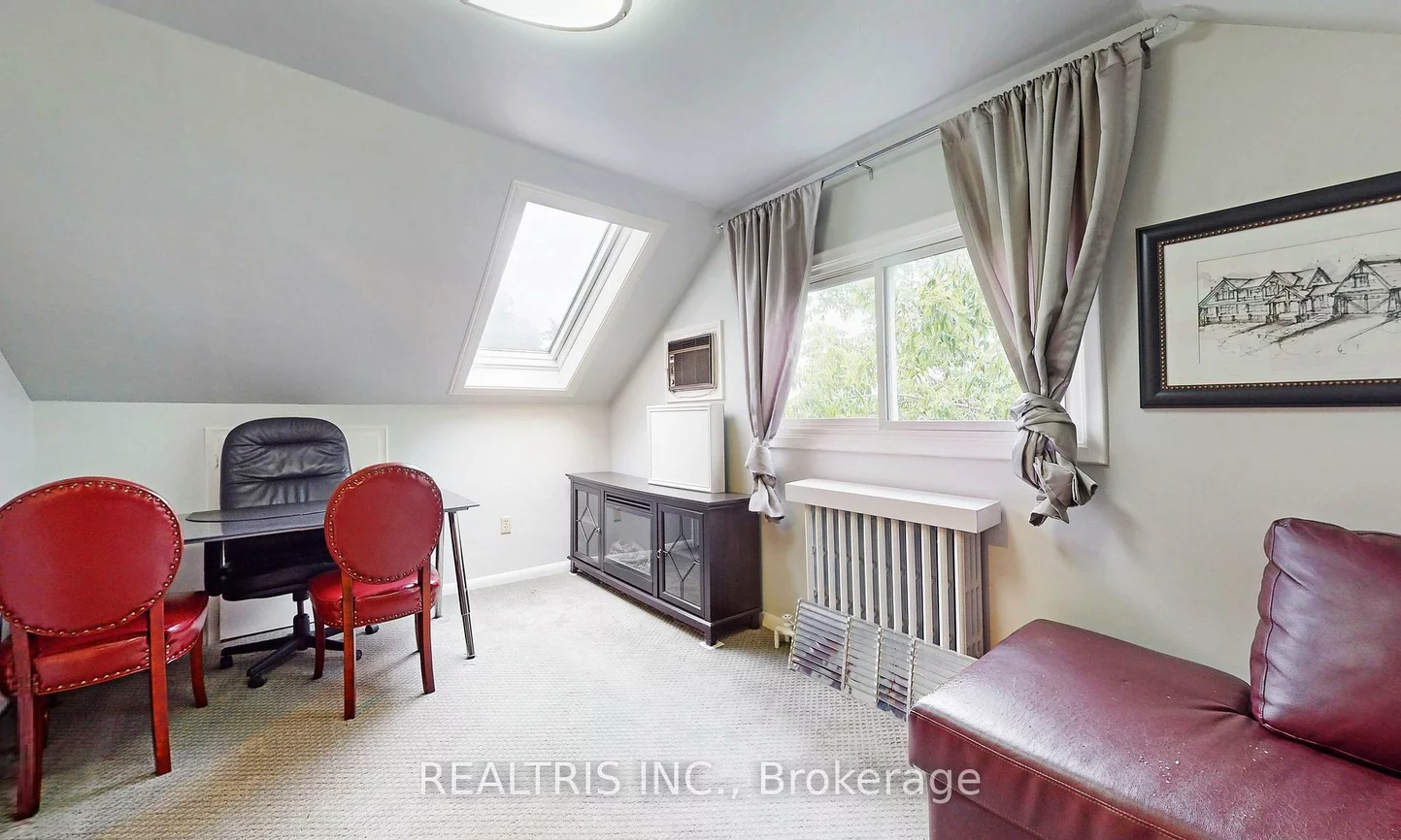 149, Worsley, City Centre, Barrie