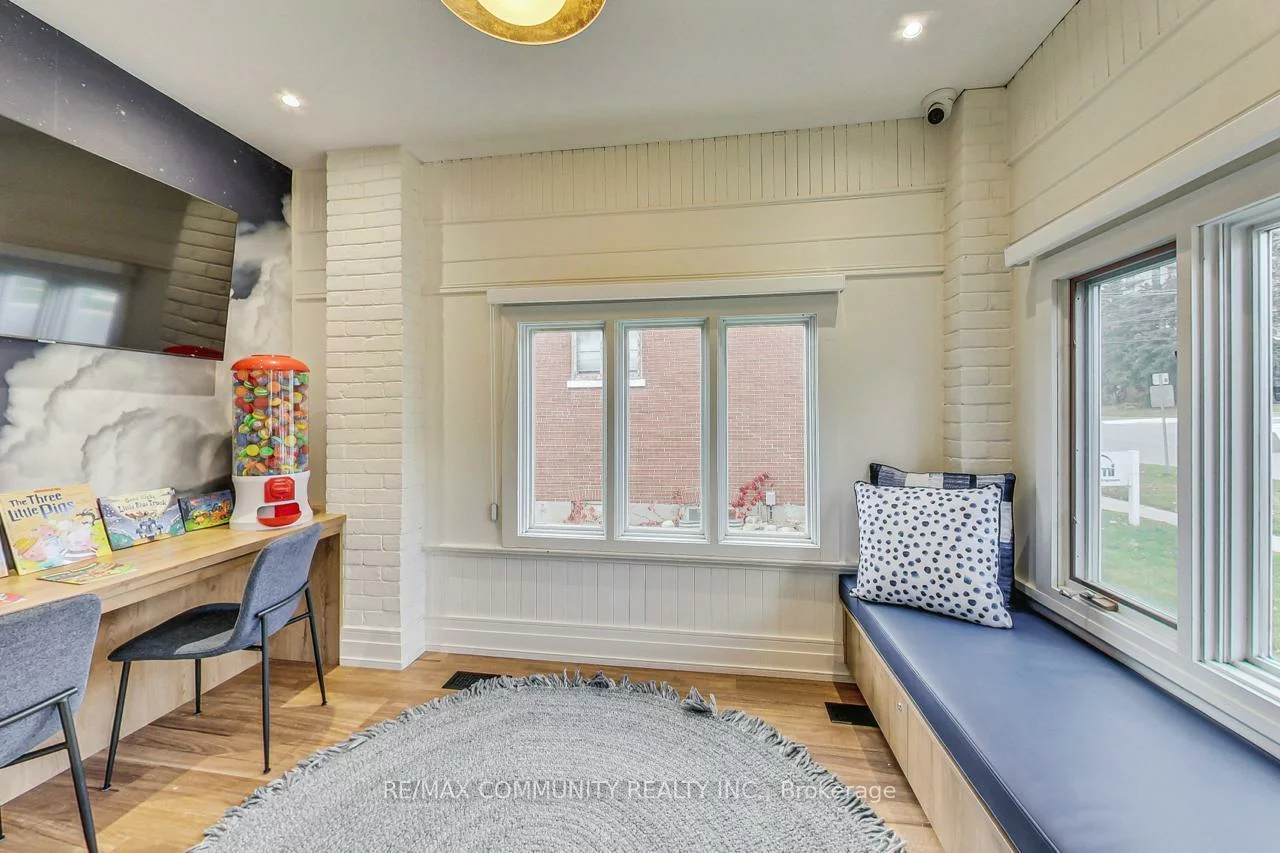 123, Collier, City Centre, Barrie