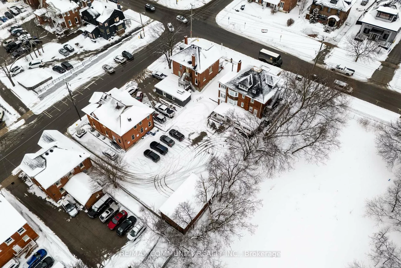 123, Collier, City Centre, Barrie