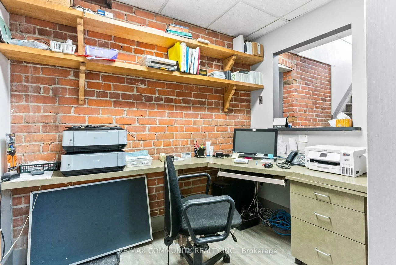 123, Collier, City Centre, Barrie