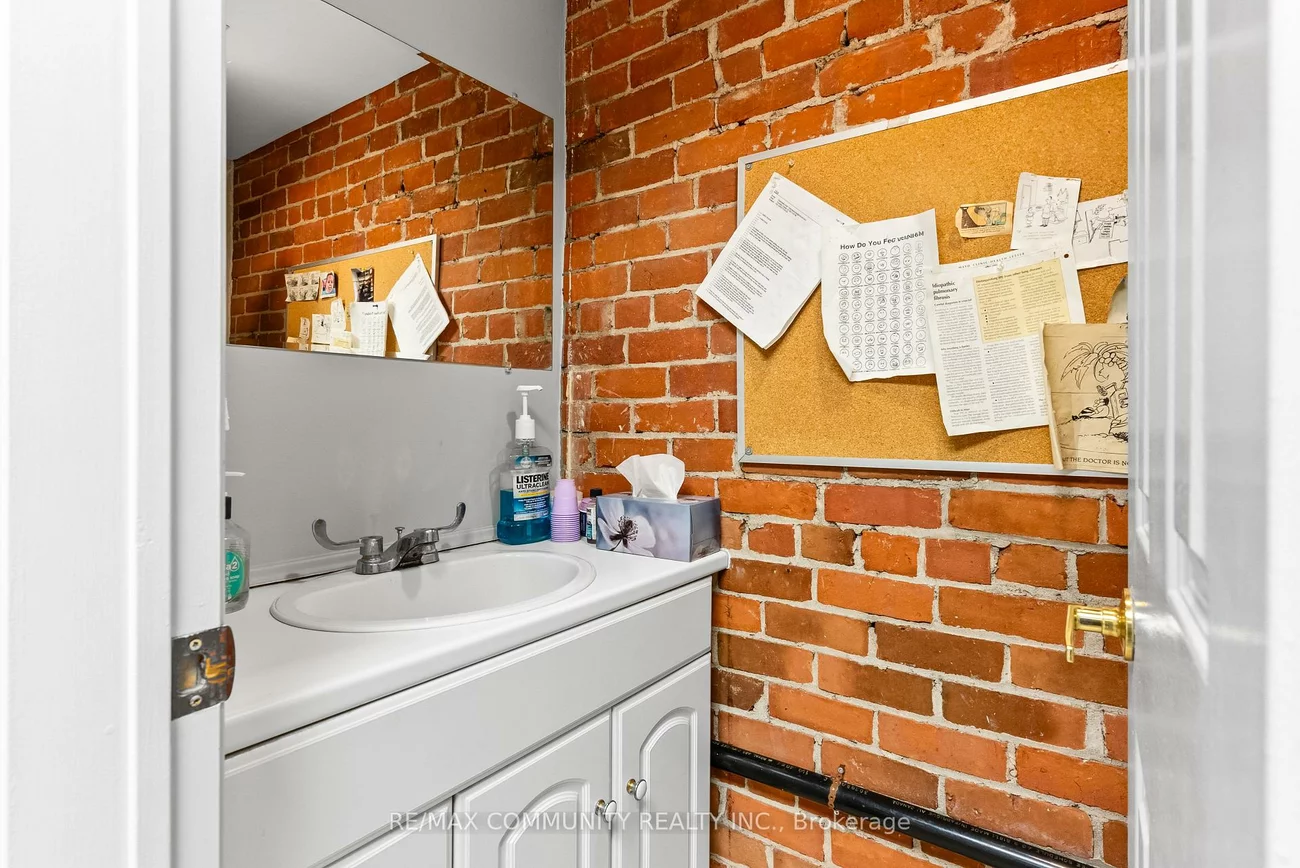 123, Collier, City Centre, Barrie