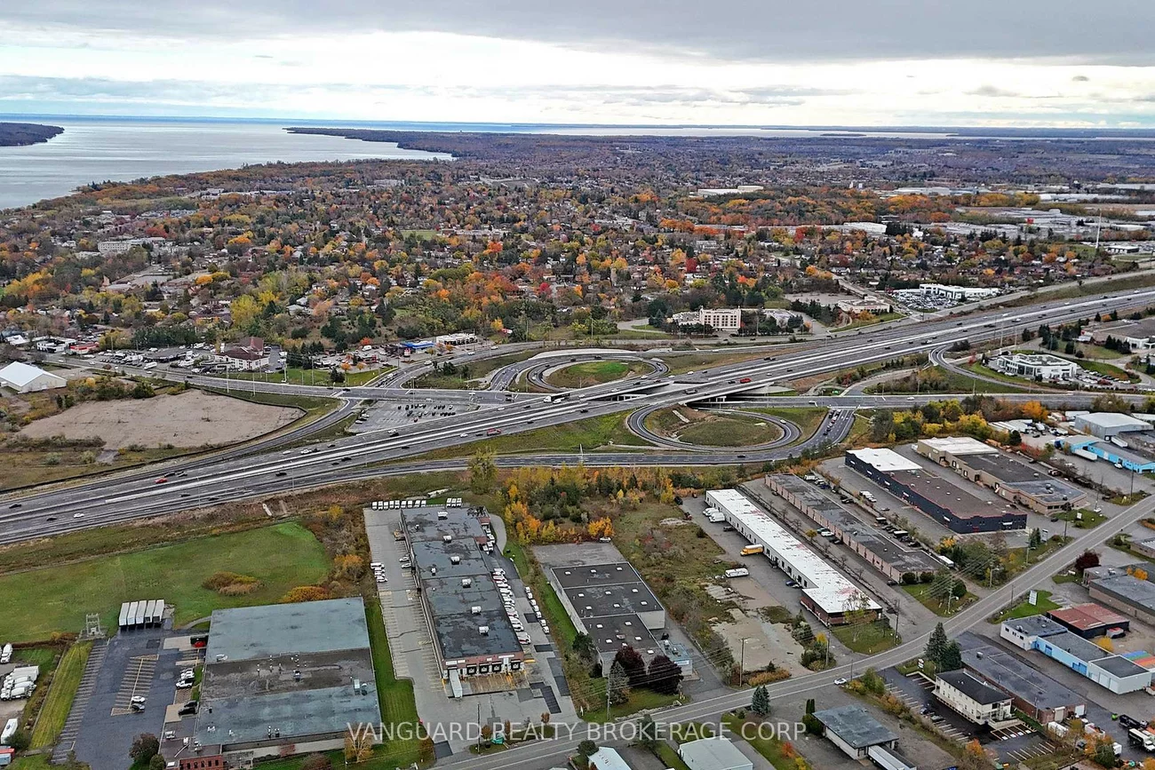 53, Morrow, 400 North, Barrie